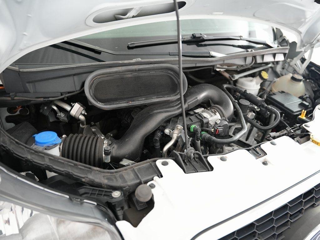 Ford Transit Cargo Van T-250 130" Med Rf 9070 GVWR RWD 2021