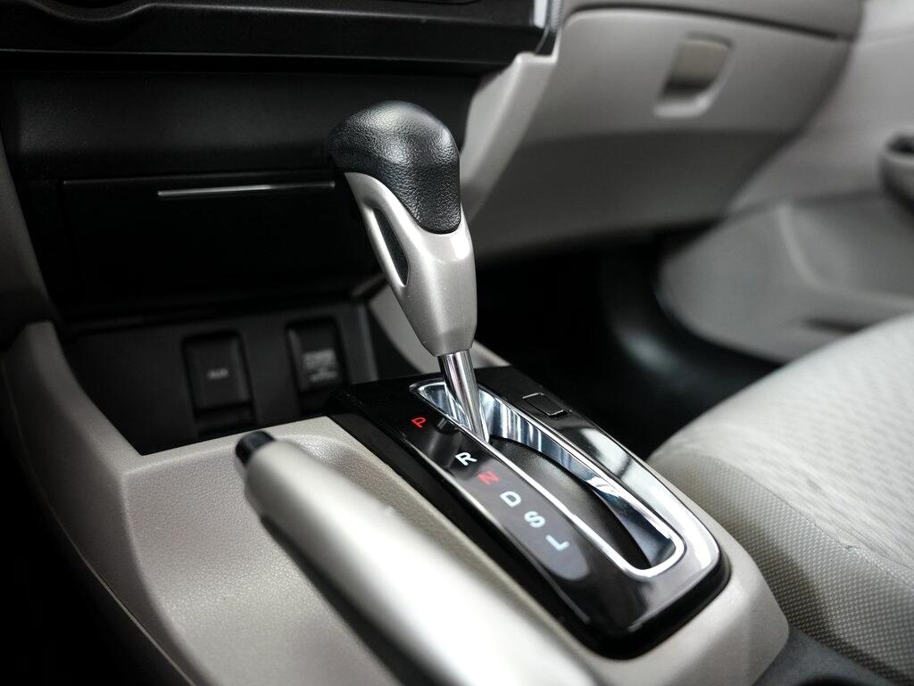 2015 Honda Civic LX photo 21
