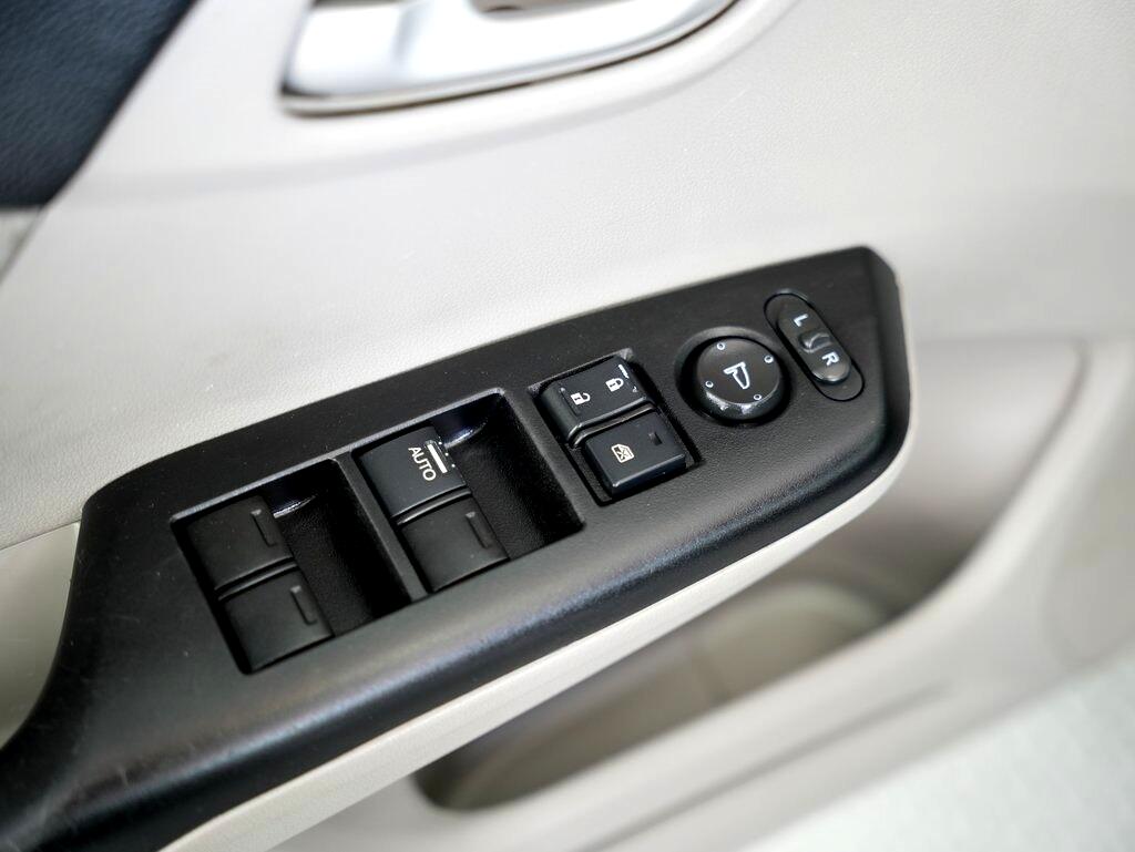 2015 Honda Civic LX photo 29