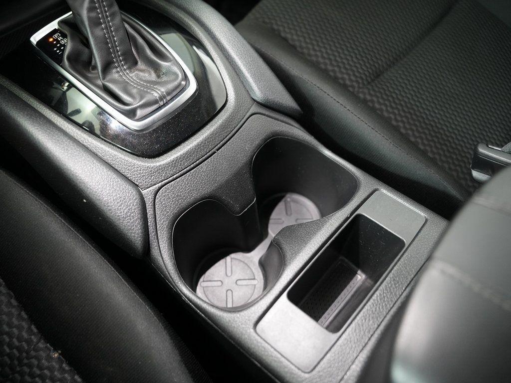 Nissan Rogue Sport FWD S 2021