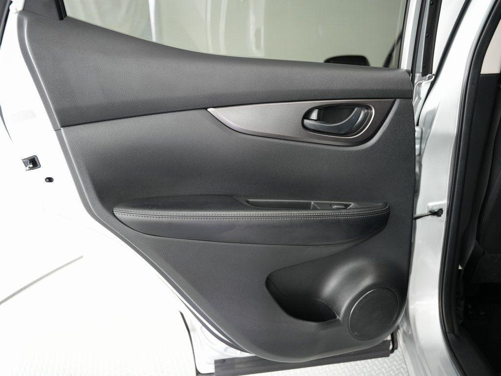 Nissan Rogue Sport FWD S 2021