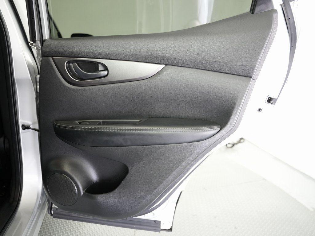 Nissan Rogue Sport FWD S 2021