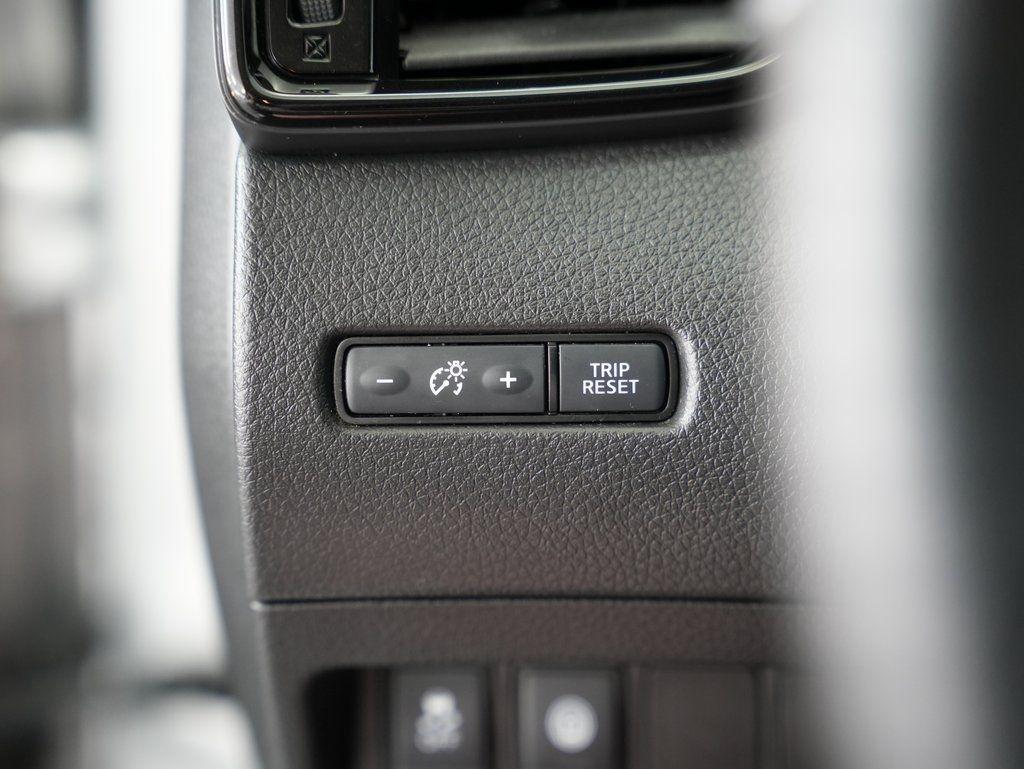 Nissan Rogue Sport FWD S 2021