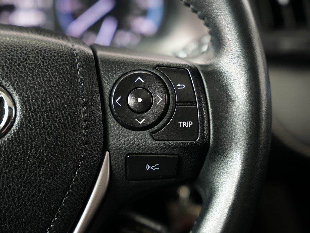 Toyota RAV4 XLE AWD (Natl) 2017