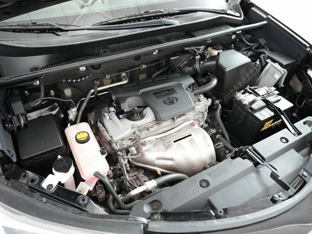 Toyota RAV4 XLE AWD (Natl) 2017