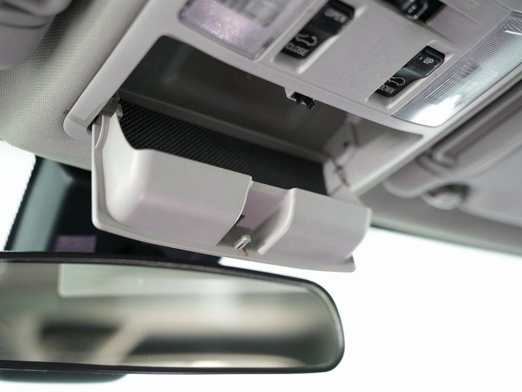 Toyota RAV4 XLE AWD (Natl) 2017