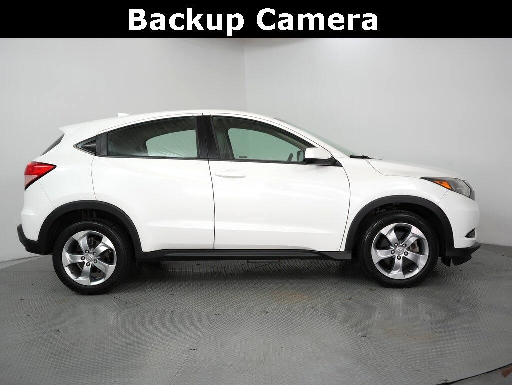 2018 Honda HR-V LX photo 3