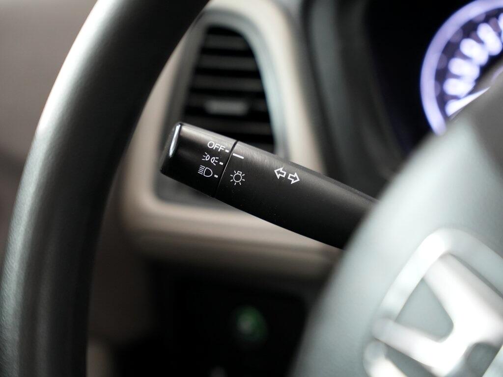 2018 Honda HR-V LX photo 13