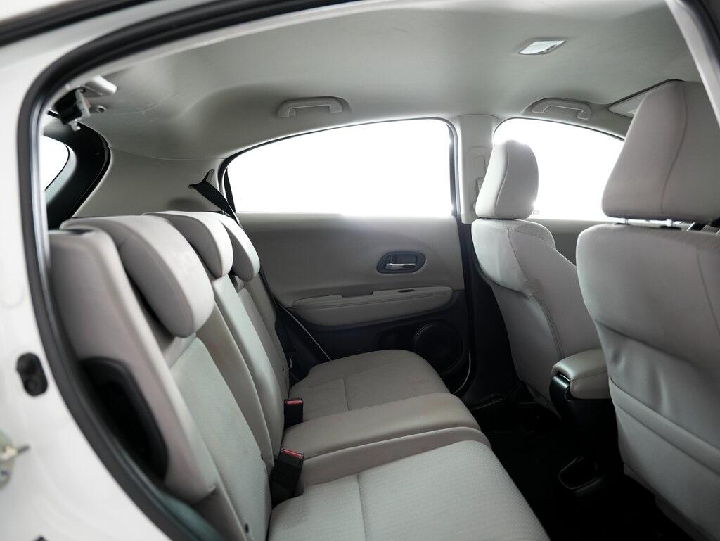 2018 Honda HR-V LX photo 34