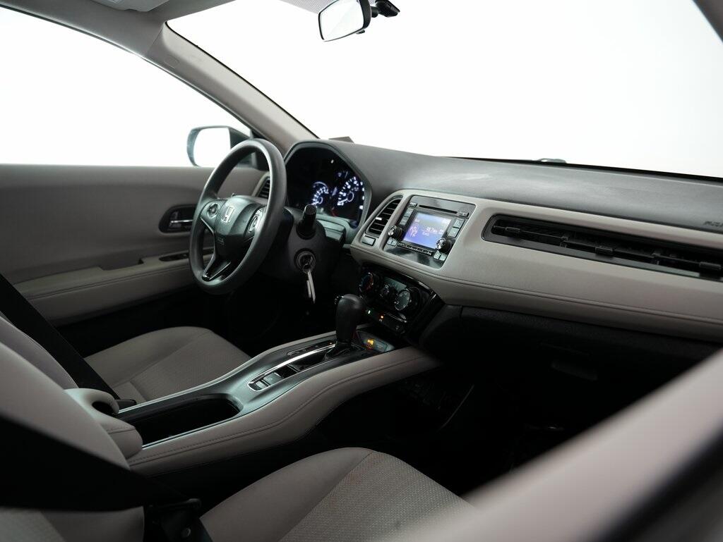 2018 Honda HR-V LX photo 42