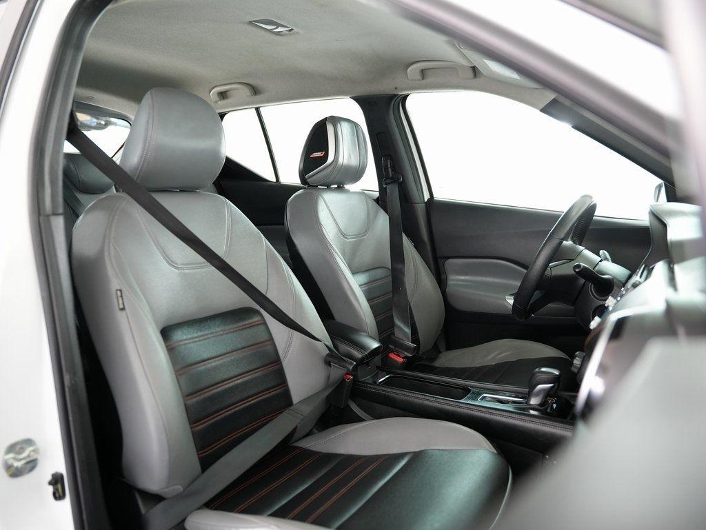 Nissan Kicks SR FWD 2023