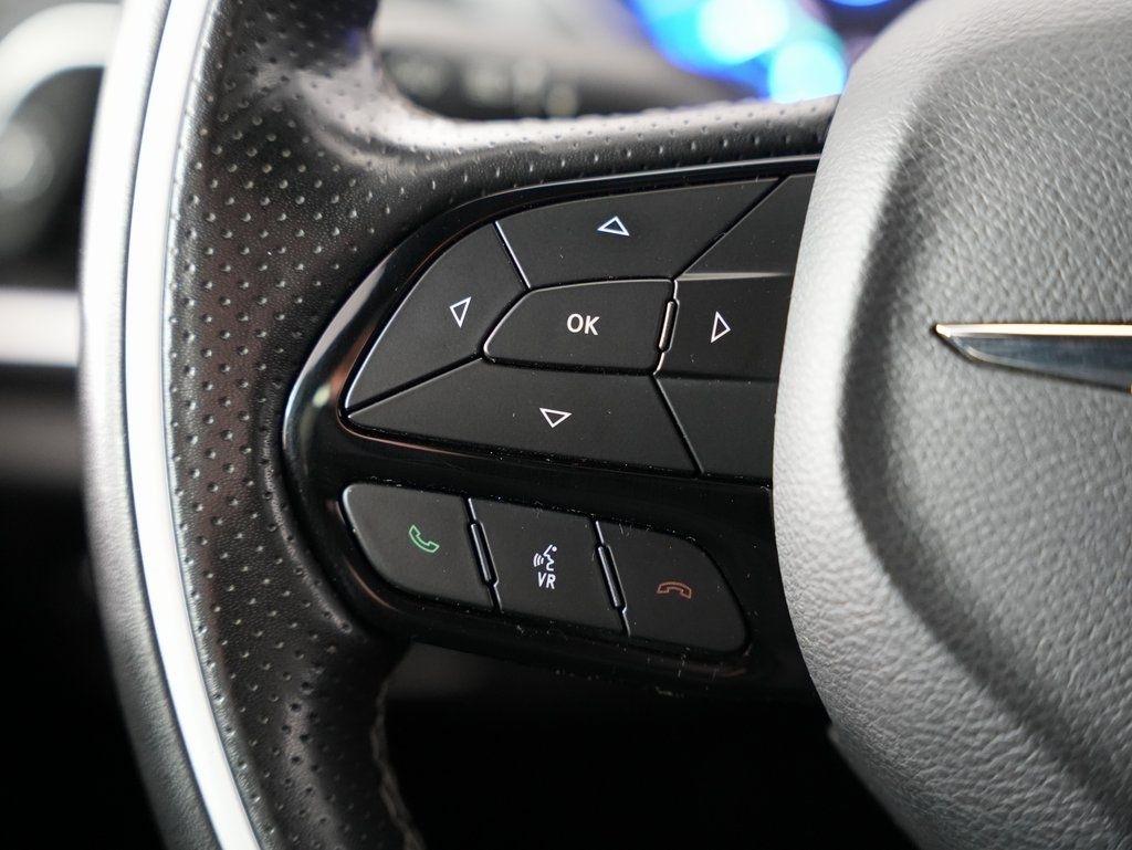 Chrysler Pacifica Hybrid Limited FWD 2019