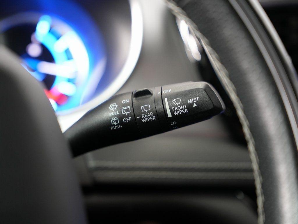 Chrysler Pacifica Hybrid Limited FWD 2019