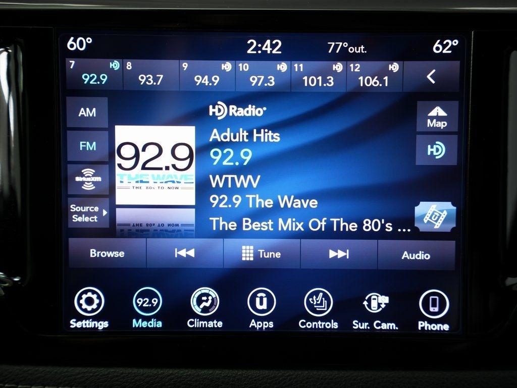 Chrysler Pacifica Hybrid Limited FWD 2019