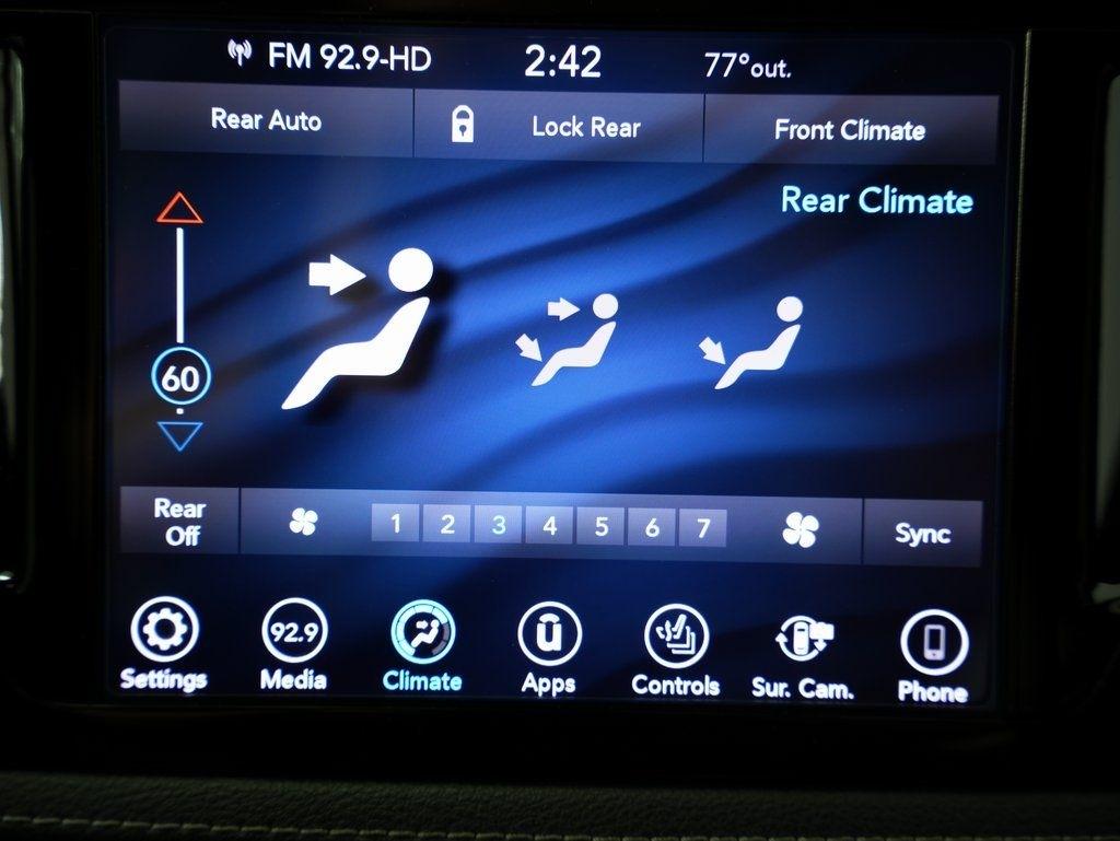 Chrysler Pacifica Hybrid Limited FWD 2019