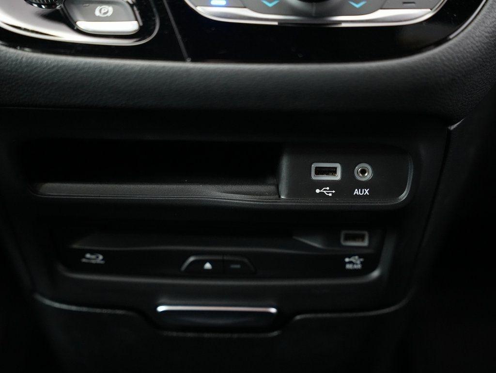 Chrysler Pacifica Hybrid Limited FWD 2019