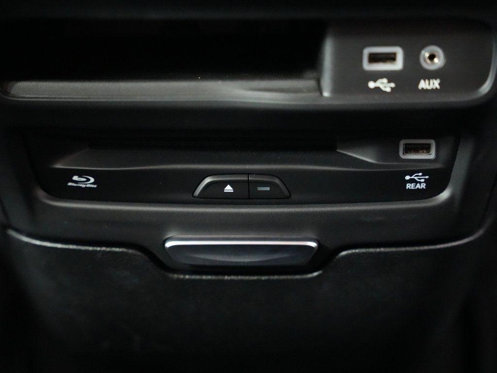 Chrysler Pacifica Hybrid Limited FWD 2019