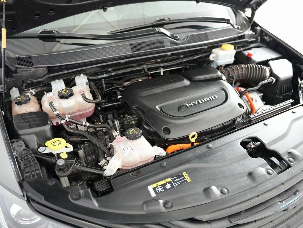 Chrysler Pacifica Hybrid Limited FWD 2019