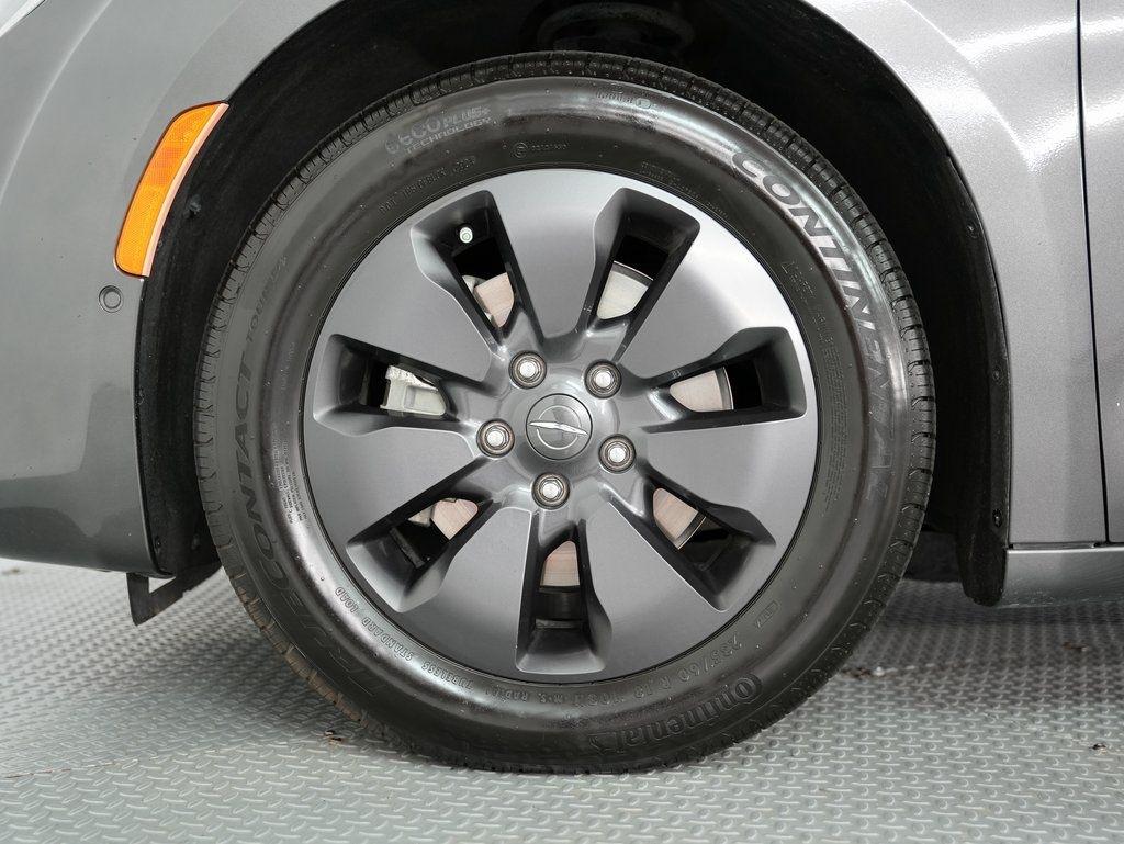 Chrysler Pacifica Hybrid Limited FWD 2019