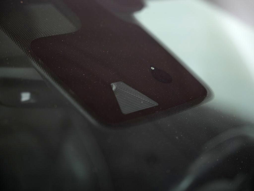 Chrysler Pacifica Hybrid Limited FWD 2019