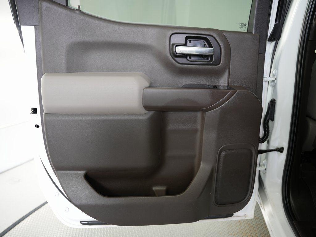 Chevrolet Silverado 1500 4WD Crew Cab 147" LT 2019