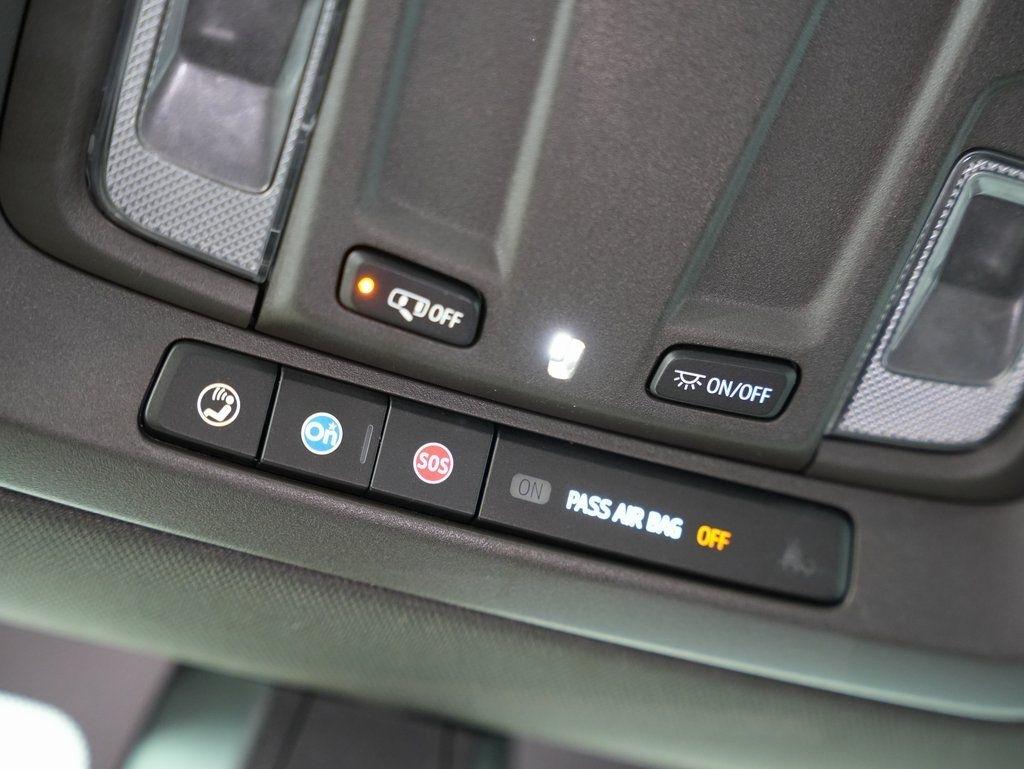 Chevrolet Silverado 1500 4WD Crew Cab 147" LT 2019