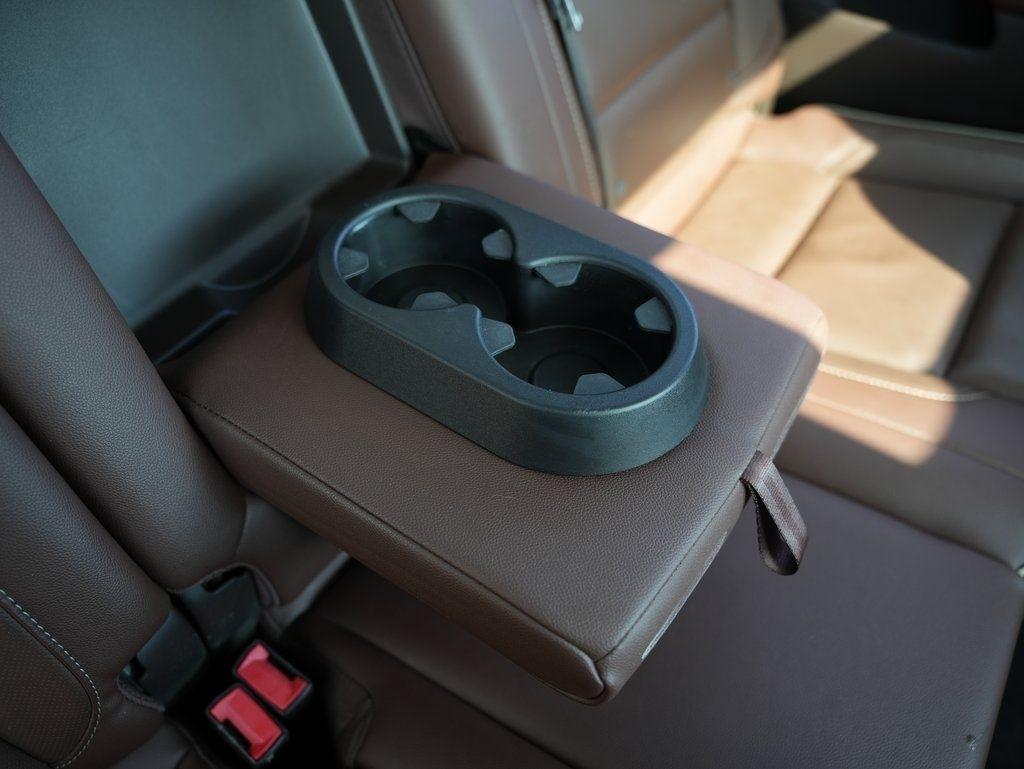 Chevrolet Silverado 3500HD 4WD Crew Cab 167.7" High Country 2017