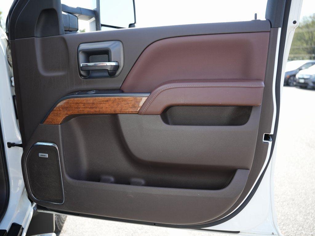 Chevrolet Silverado 3500HD 4WD Crew Cab 167.7" High Country 2017