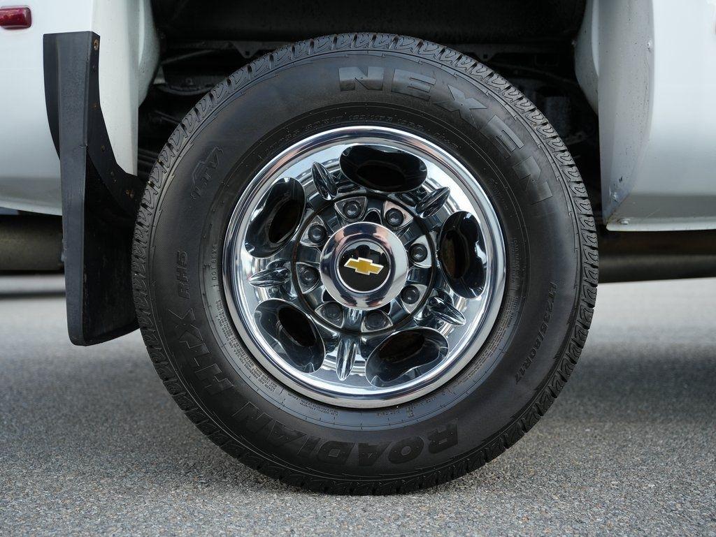 Chevrolet Silverado 3500HD 4WD Crew Cab 167.7" High Country 2017