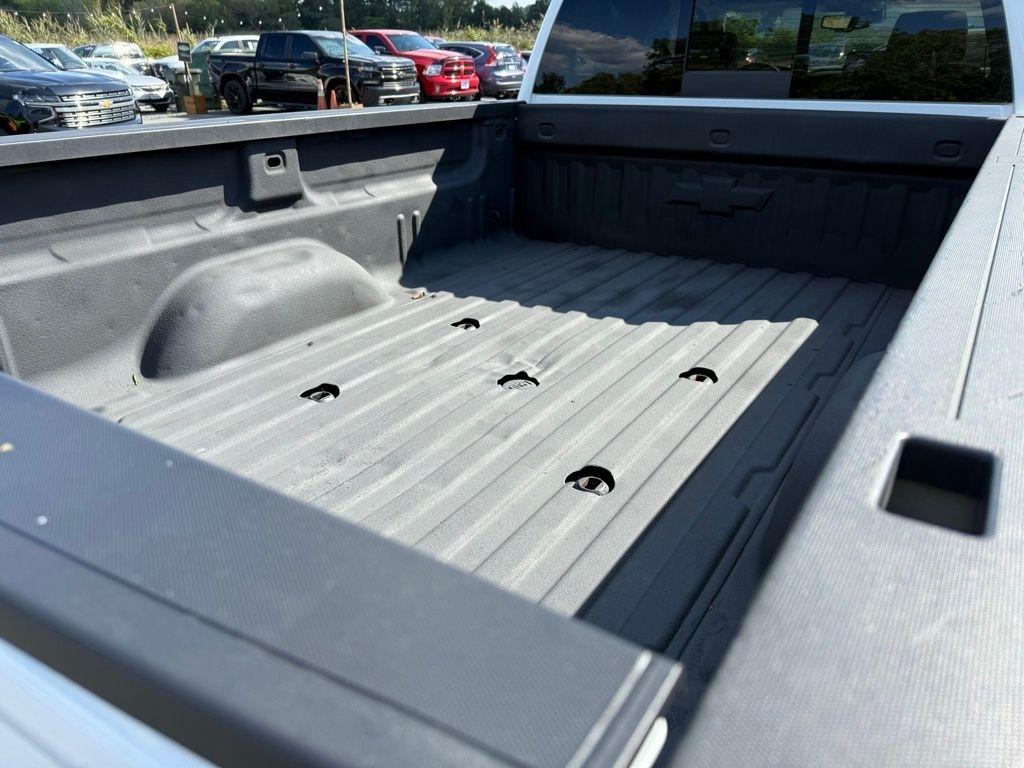 Chevrolet Silverado 3500HD 4WD Crew Cab 167.7" High Country 2017