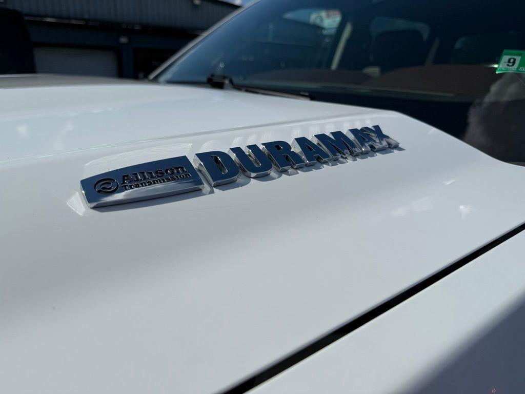 Chevrolet Silverado 3500HD 4WD Crew Cab 167.7" High Country 2017