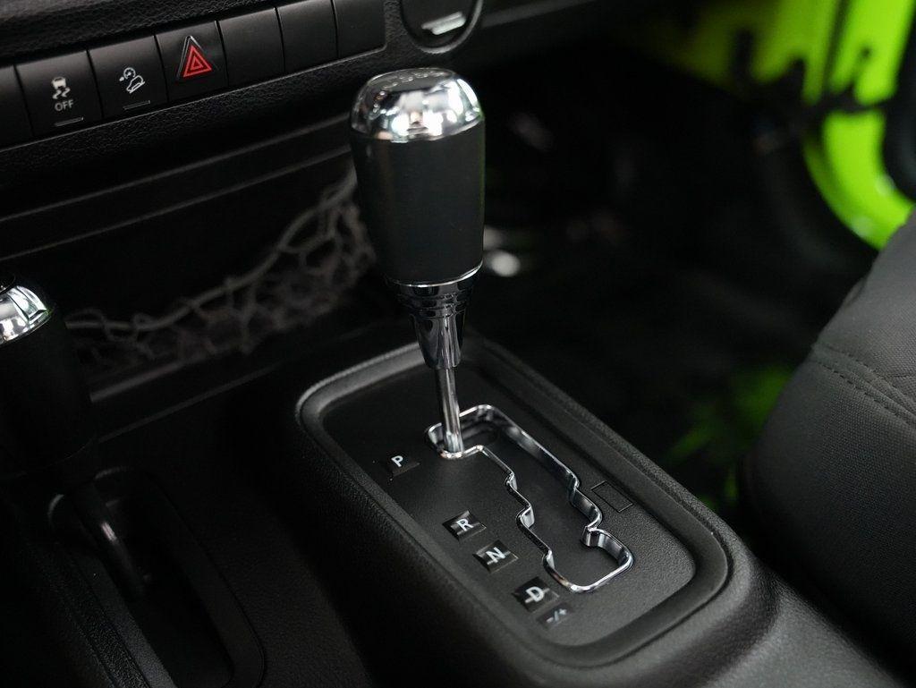 Jeep Wrangler 4WD 2dr Sport 2013