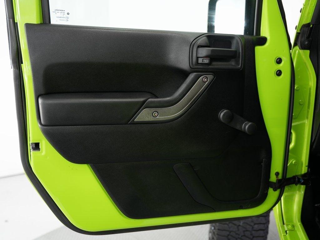 Jeep Wrangler 4WD 2dr Sport 2013