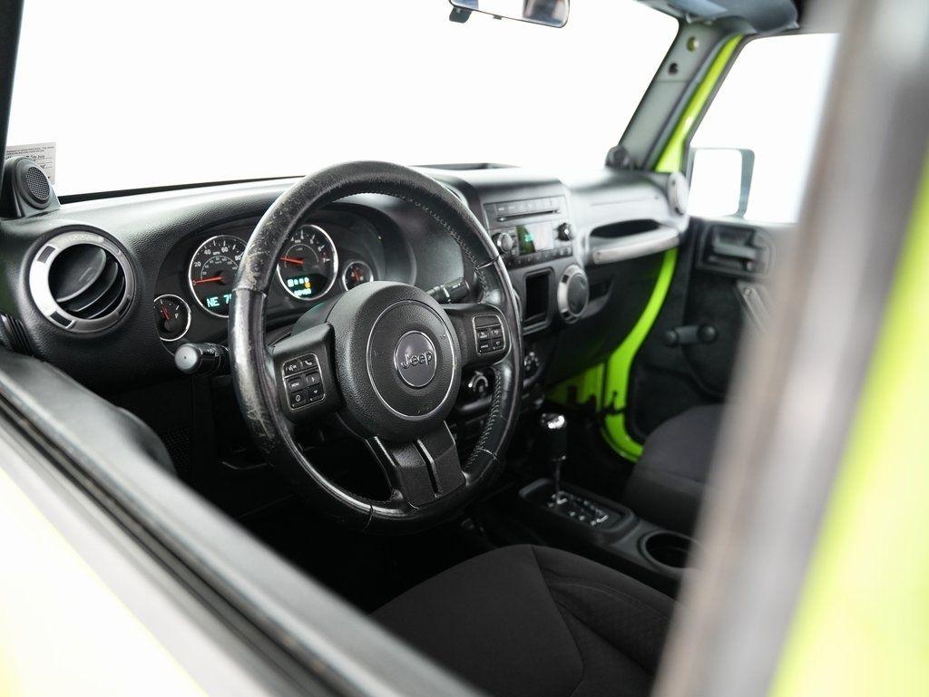 Jeep Wrangler 4WD 2dr Sport 2013