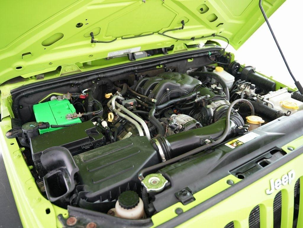 Jeep Wrangler 4WD 2dr Sport 2013