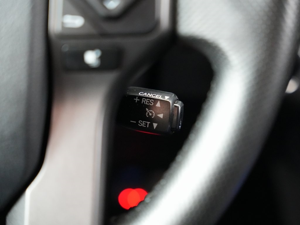 2016 Toyota Tacoma Double Cab V6 SR5 photo 16