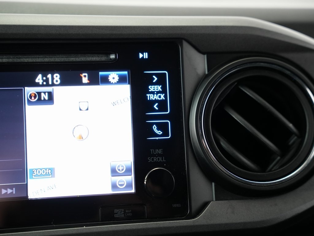 2016 Toyota Tacoma Double Cab V6 SR5 photo 24