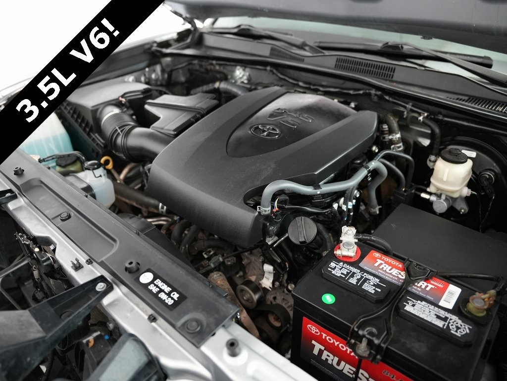 2016 Toyota Tacoma Double Cab V6 SR5 photo 49