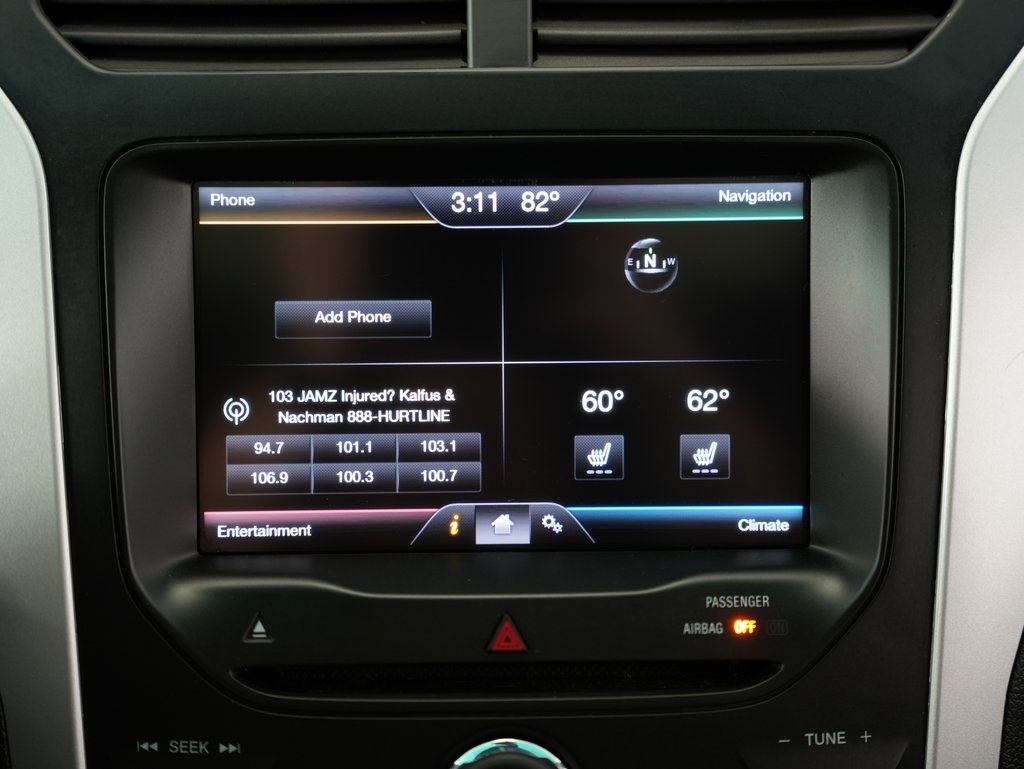 2015 Ford Explorer XLT photo 19