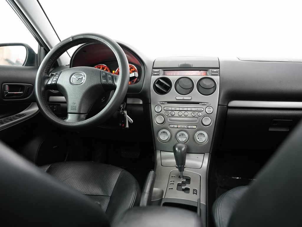 Mazda MAZDA6 4dr Sport Sdn s Auto 2005 Mazda MAZDA6 4dr Sport Sdn s Auto 2005