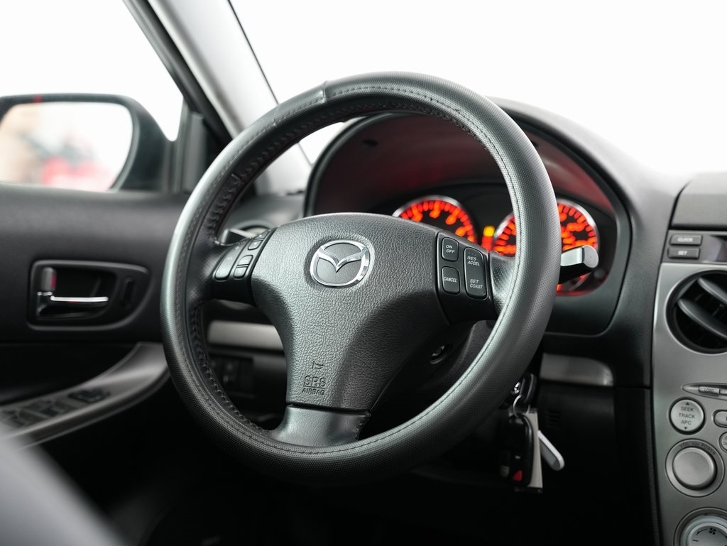 Mazda MAZDA6 4dr Sport Sdn s Auto 2005 Mazda MAZDA6 4dr Sport Sdn s Auto 2005