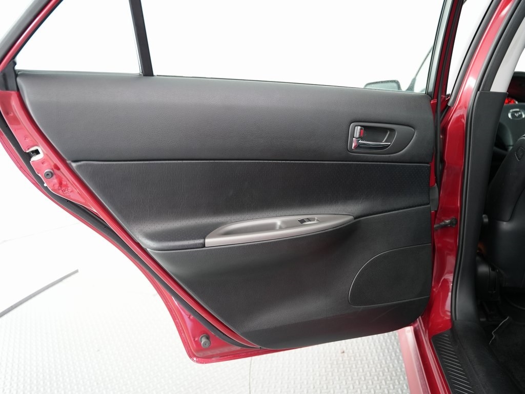 Mazda MAZDA6 4dr Sport Sdn s Auto 2005 Mazda MAZDA6 4dr Sport Sdn s Auto 2005