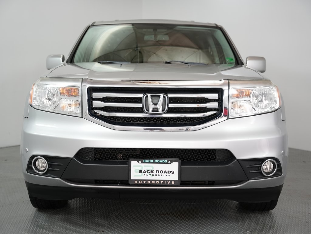 Honda Pilot 4WD 4dr Touring w/RES & Navi 2015 Honda Pilot 4WD 4dr Touring w/RES & Navi 2015