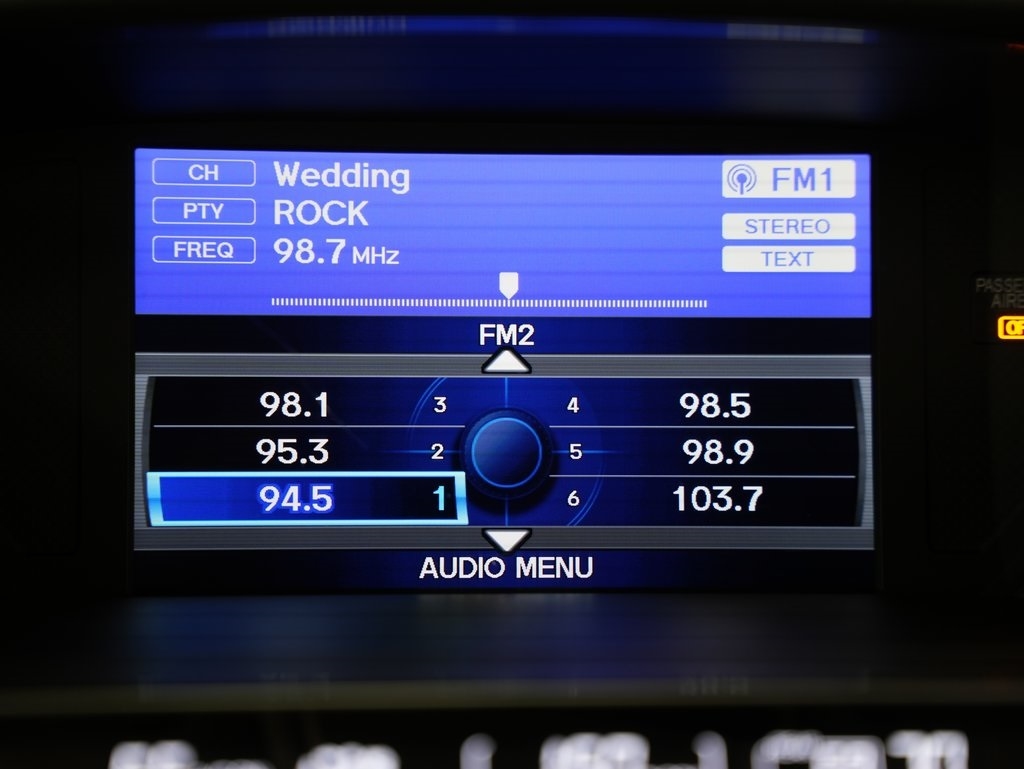 Honda Pilot 4WD 4dr Touring w/RES & Navi 2015 Honda Pilot 4WD 4dr Touring w/RES & Navi 2015