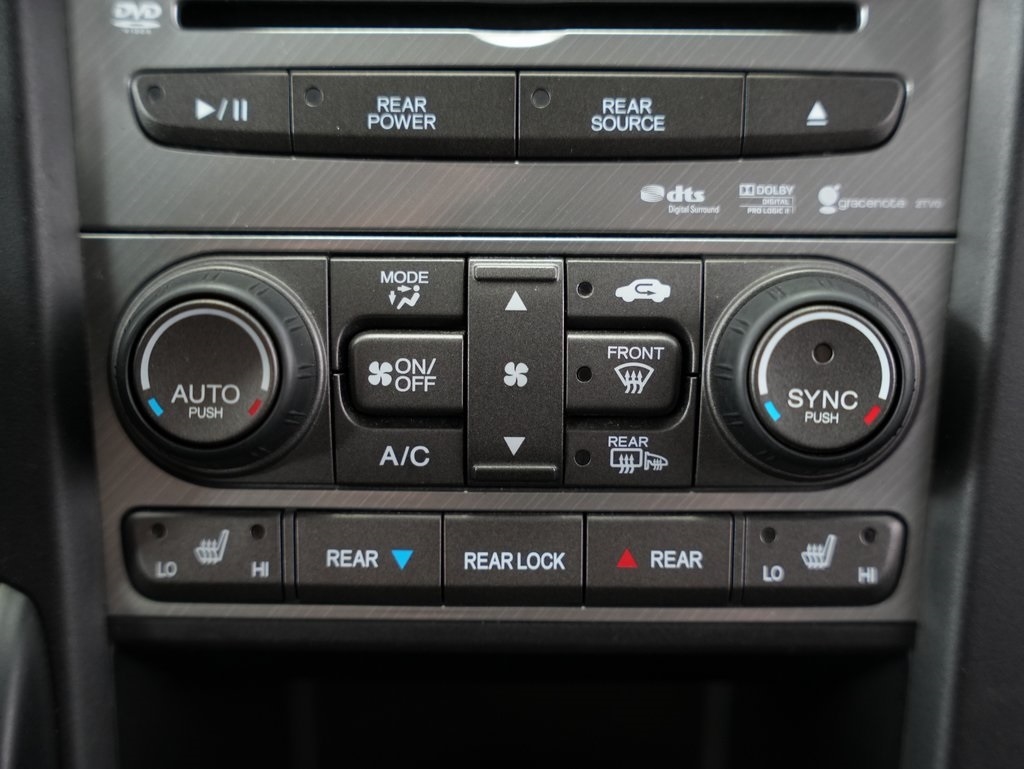 Honda Pilot 4WD 4dr Touring w/RES & Navi 2015 Honda Pilot 4WD 4dr Touring w/RES & Navi 2015