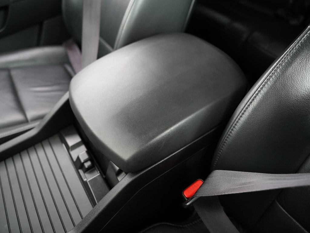 Honda Pilot 4WD 4dr Touring w/RES & Navi 2015 Honda Pilot 4WD 4dr Touring w/RES & Navi 2015