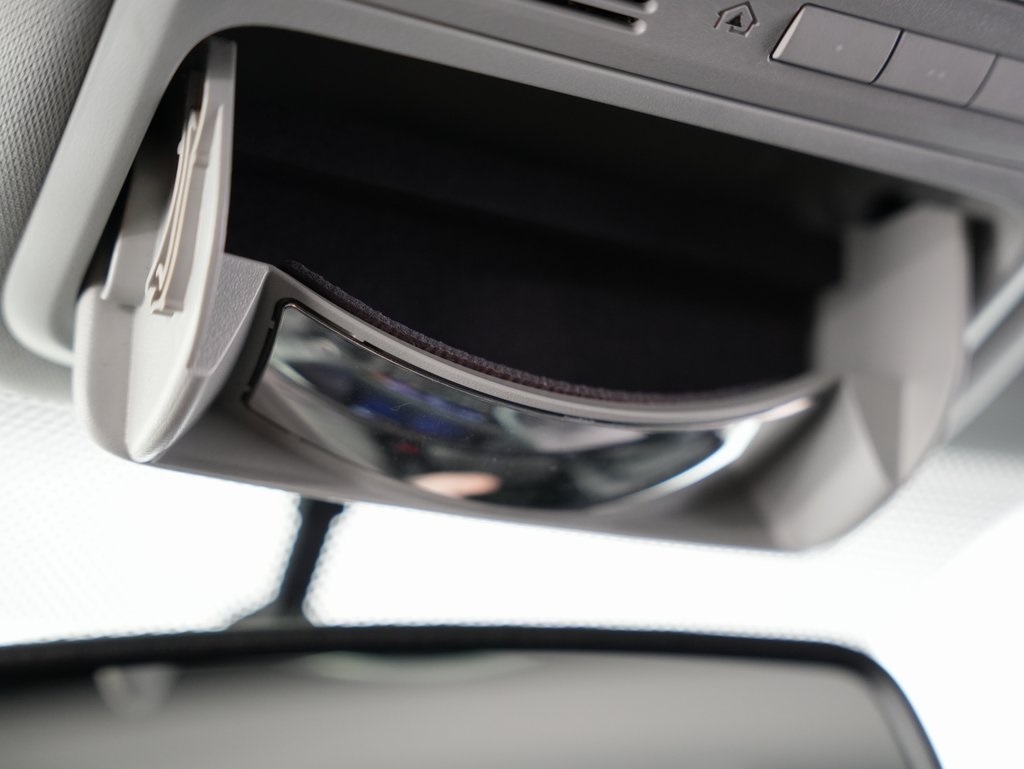 Honda Pilot 4WD 4dr Touring w/RES & Navi 2015 Honda Pilot 4WD 4dr Touring w/RES & Navi 2015