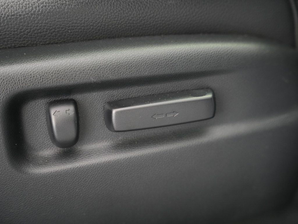 Honda Pilot 4WD 4dr Touring w/RES & Navi 2015 Honda Pilot 4WD 4dr Touring w/RES & Navi 2015