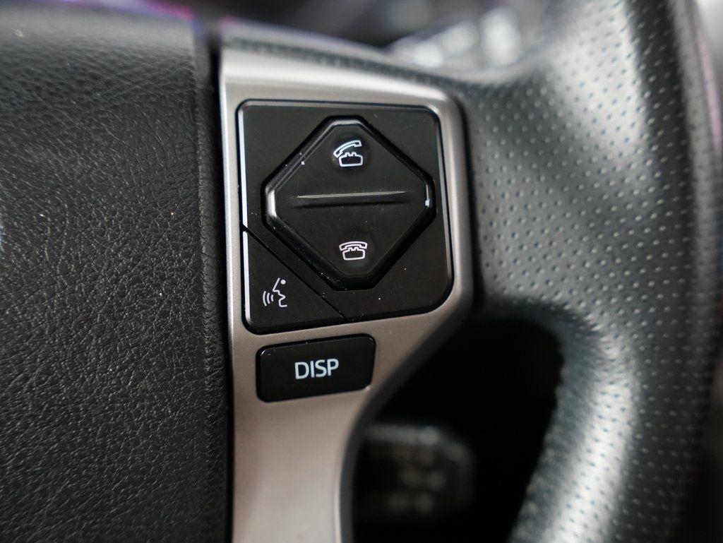 Toyota 4Runner Limited Nightshade 2WD (Natl) 2019