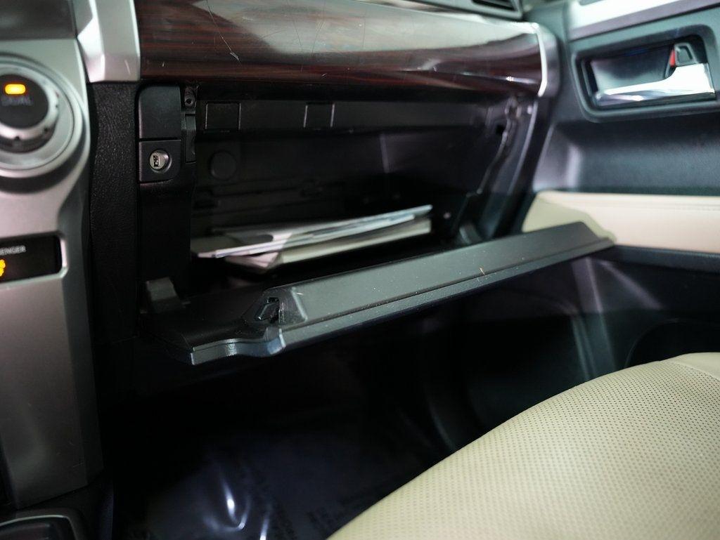 Toyota 4Runner Limited Nightshade 2WD (Natl) 2019